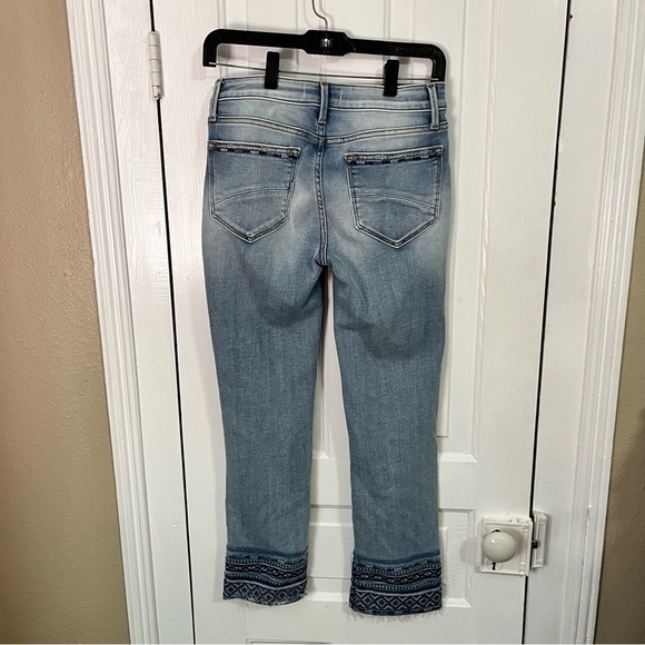 Driftwood Colette Crop Ankle Jeans Diamond Blue Embroidered 26 P2 - Picture 6 of 12